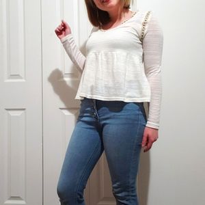 Beautiful off white top.